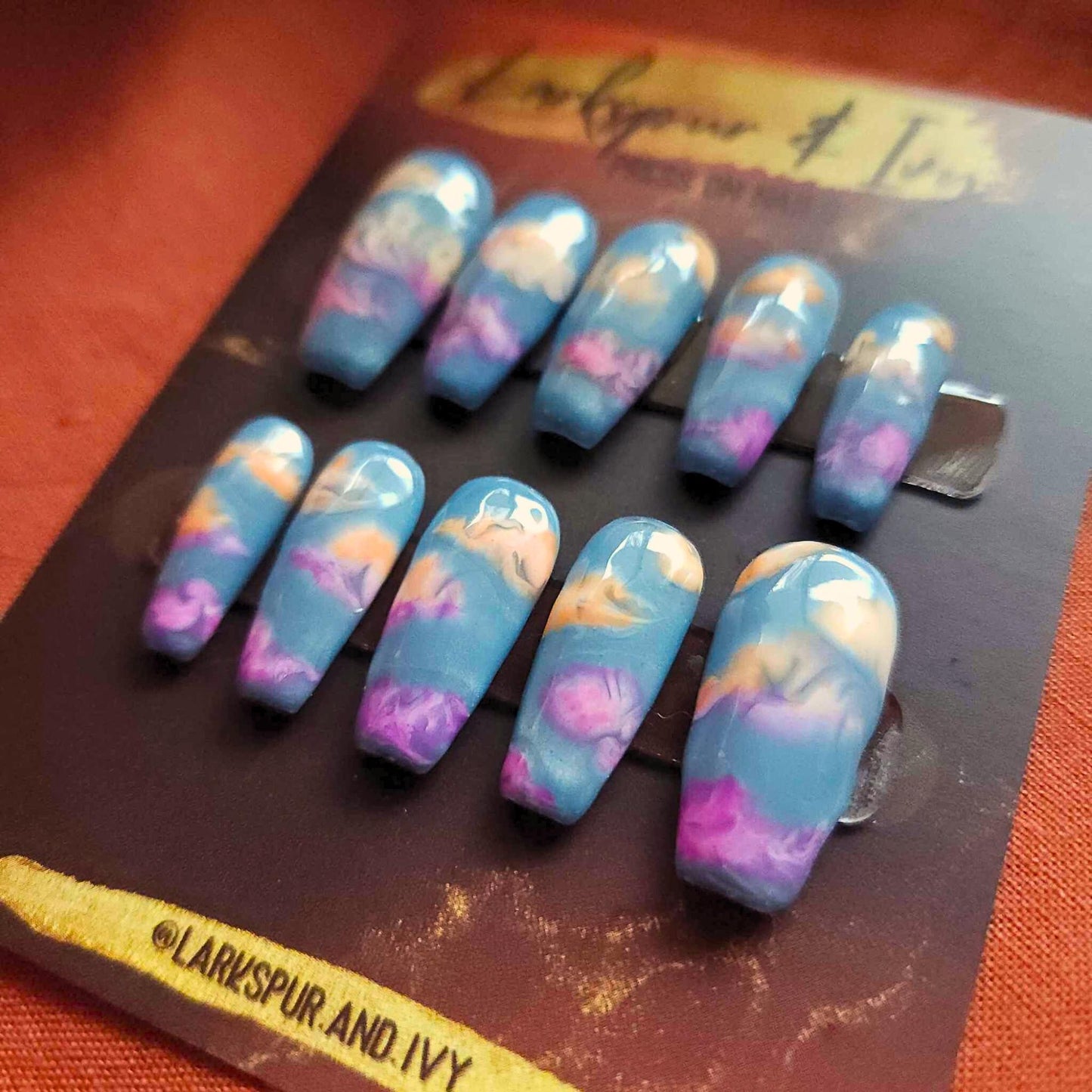 Medium Natural Coffin Sunrise Clouds Apres Gel-X Press On Nails